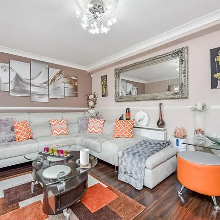 Docklands Stay, Room In Modern Spacious House - Near Excel Centre, City Airport, Uel,Sleeps 2